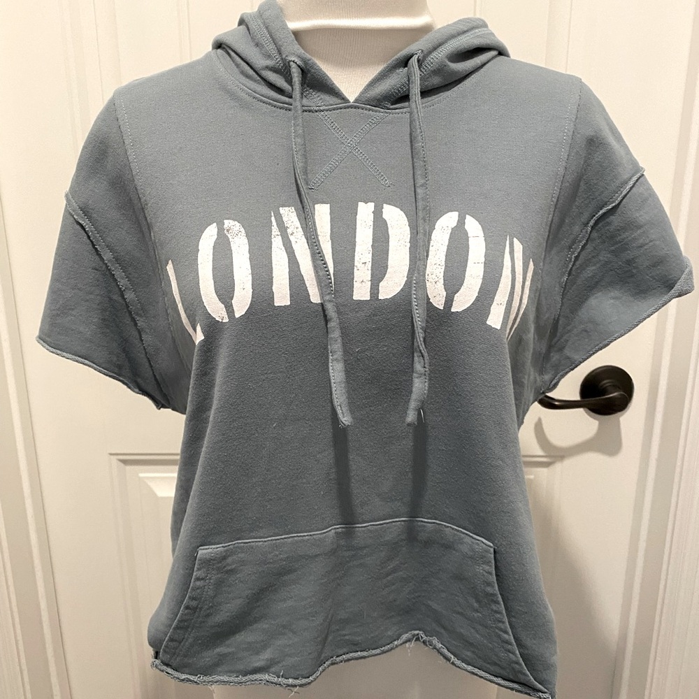 London short sleeve hoodie